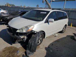 Toyota Sienna XLE 3.5L 6 2009
