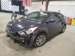 Hyundai Elantra GLS 1.8L 4 2013