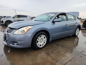 Nissan Altima BASE 2.5L 4 2010