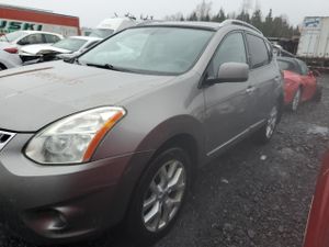 Nissan Rogue S 2.5L 4 2013
