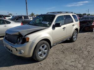 Ford Escape XLT 2.5L 4 2012