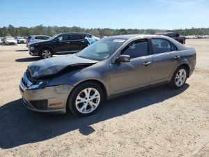 Ford Fusion SE 2.5L 4 2012