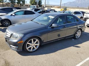 Mercedes-Benz C 250 1.8L 4 2013