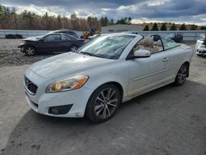 Volvo C70 T5 2.5L 5 2011