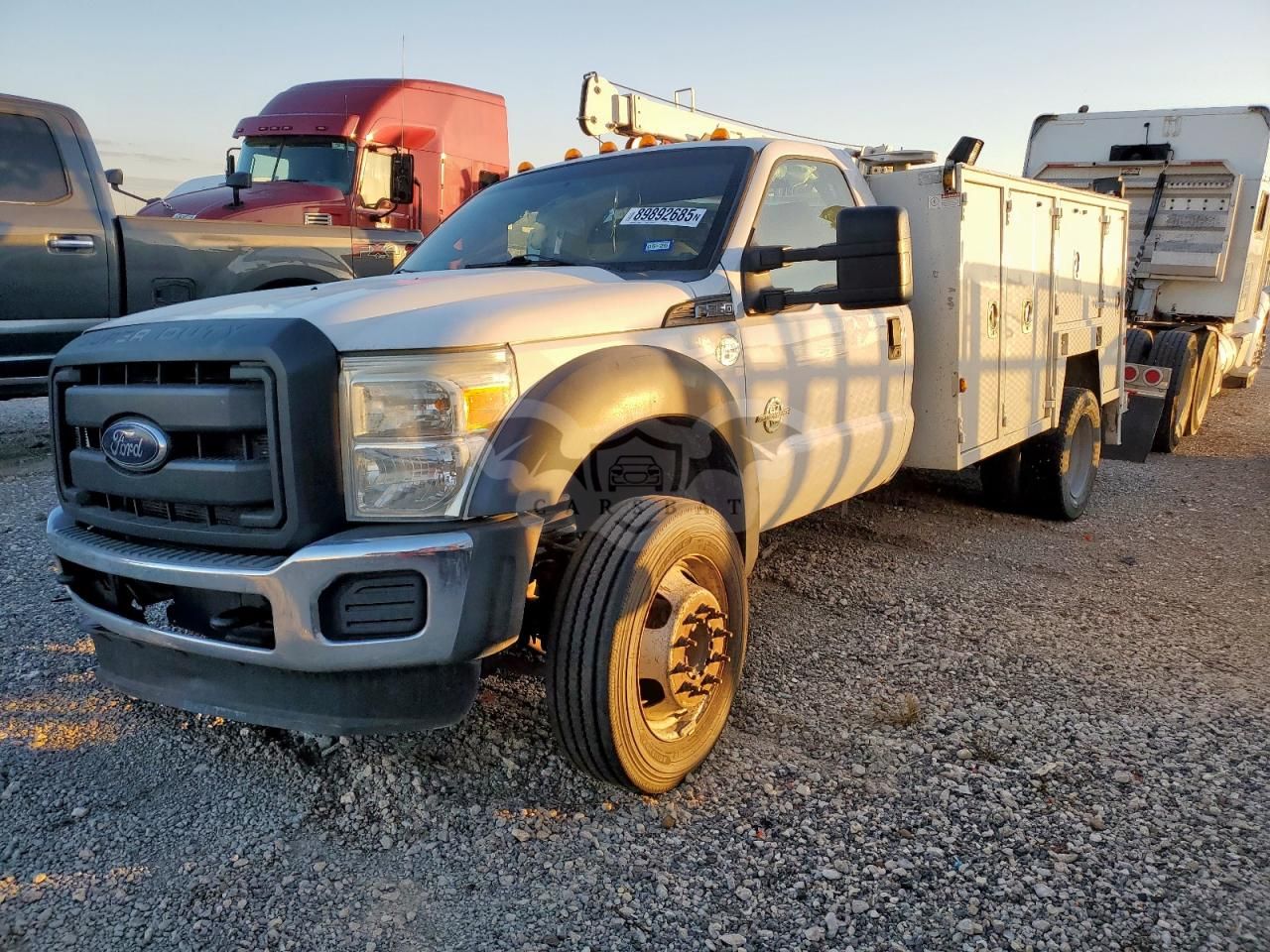 Ford F550 SUPER DUTY 6.7L 8 2013