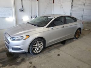 Ford Fusion SE 2.5L 4 2014