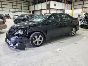 Toyota Corolla BASE 1.8L 4 2011