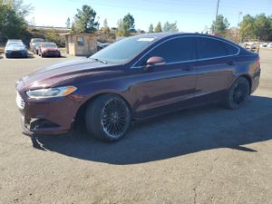 Ford Fusion SE 1.6L 4 2013