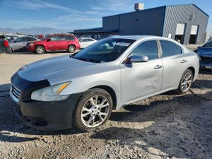Nissan Maxima S 3.5L 6 2012