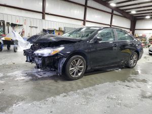 Toyota Camry LE 2.5L 4 2015