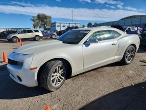 Chevrolet Camaro LS 3.6L 6 2013