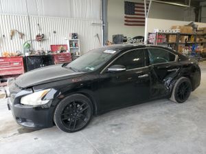 Nissan Maxima S 3.5L 6 2013