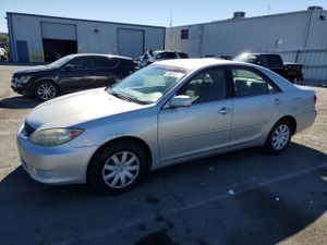 Toyota Camry LE 2.4L 4 2005