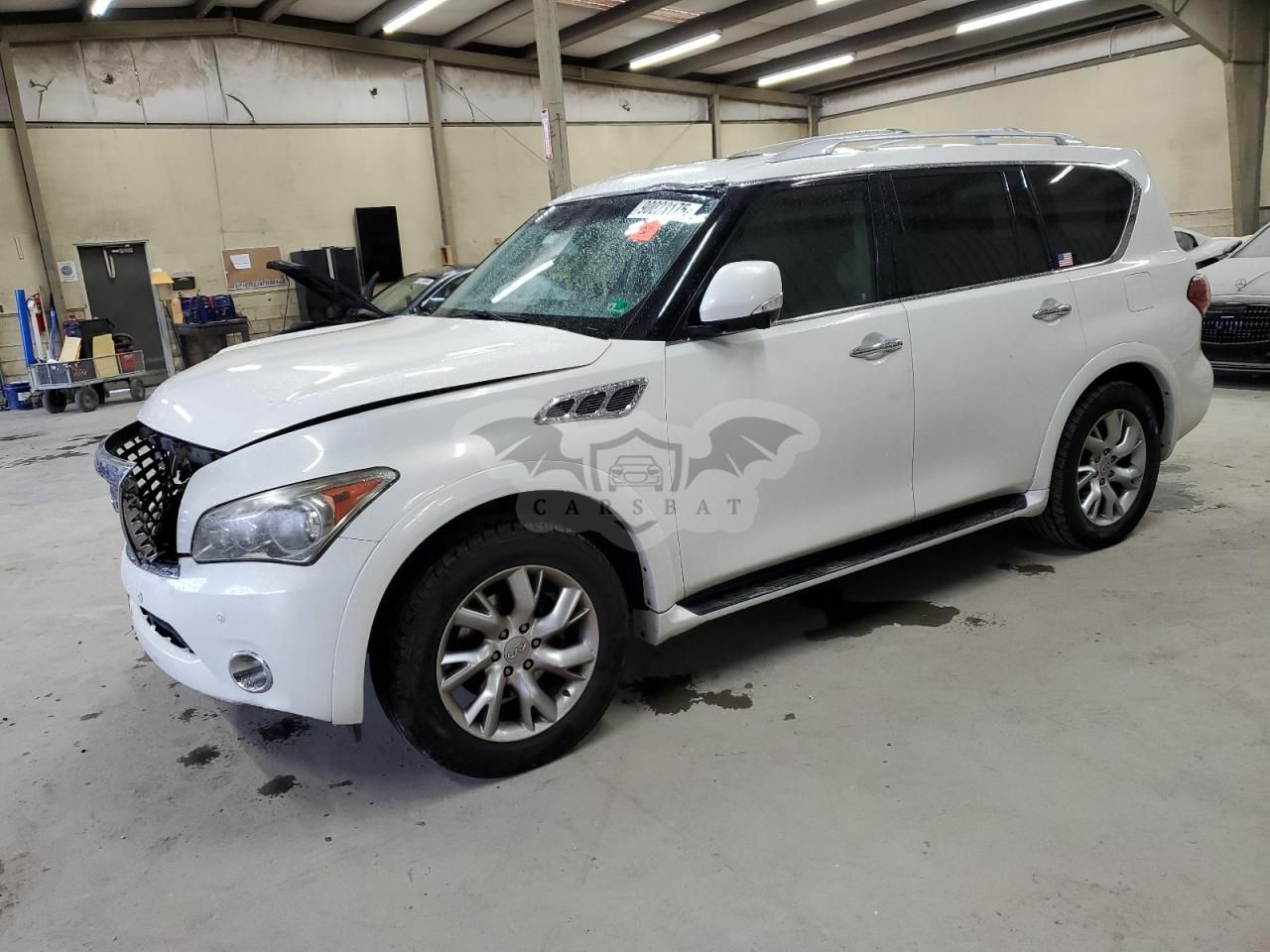 Infiniti QX56 5.6L 8 2013