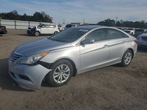 Hyundai Sonata GLS 2.4L 4 2012