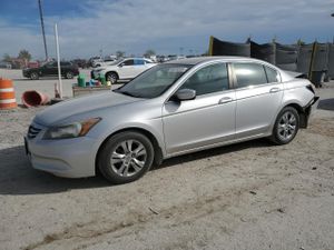 Honda Accord SE 2.4L 4 2011