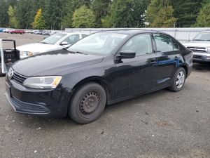 Volkswagen Jetta BASE 2.0L 4 2014