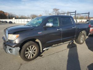 Toyota Tundra CREWMAX LIMITED 5.7L 8 2012