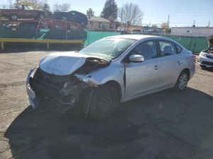 Nissan Sentra S 1.8L 4 2014