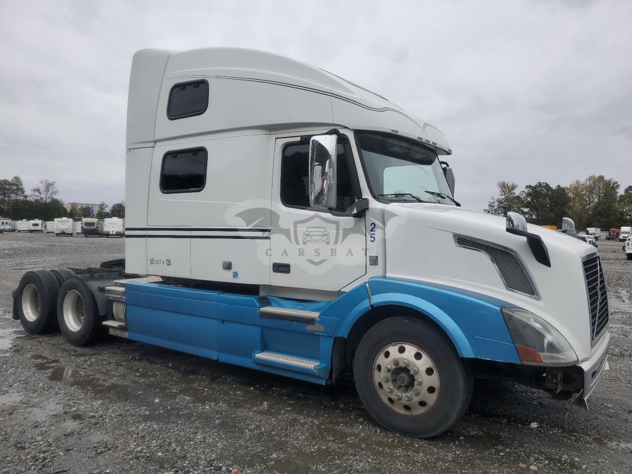 Volvo VN VNL 12.8L 6 2015