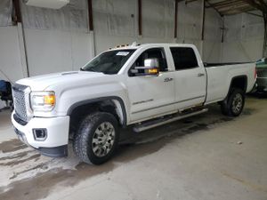 GMC Sierra K3500 DENALI 6.6L 8 2015