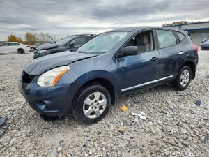 Nissan Rogue S 2.5L 4 2013