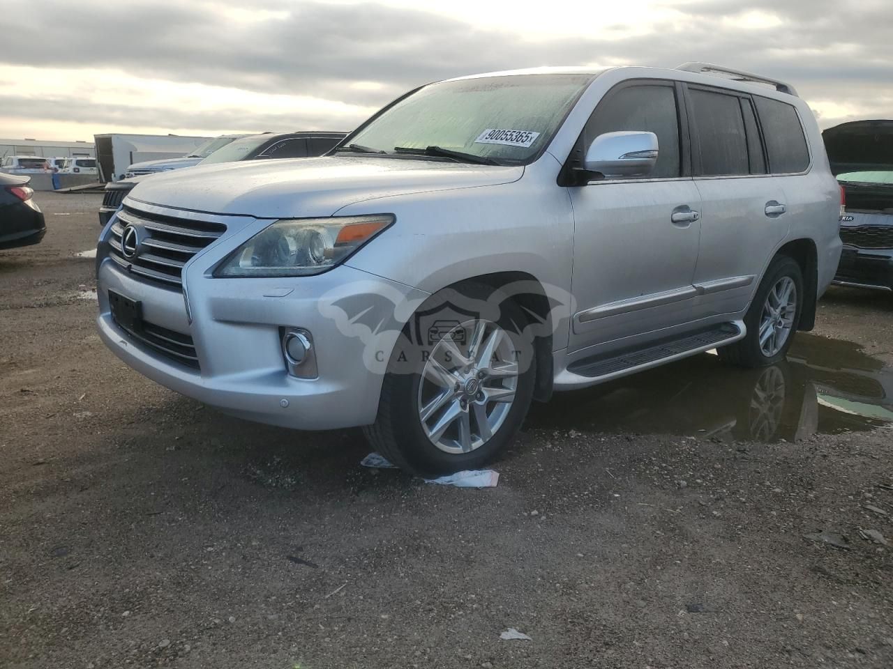 Lexus LX 570 5.7L 8 2013