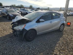 Toyota Prius 1.5L 4 2013