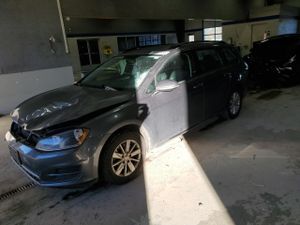 Volkswagen Golf Sportsvan S 1.8L 4 2015