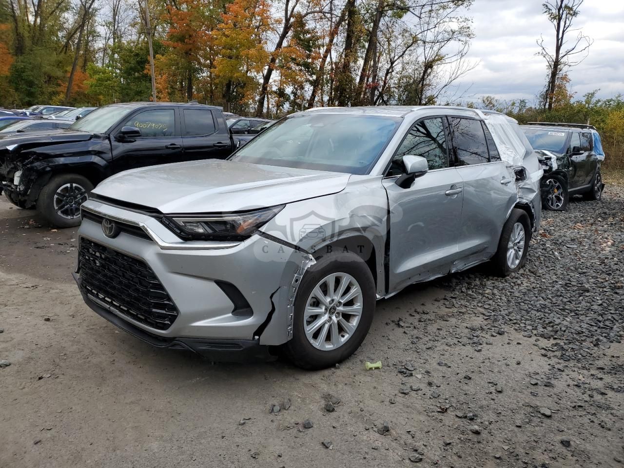 Toyota Grand Highlander LE 2.4L 4 2025