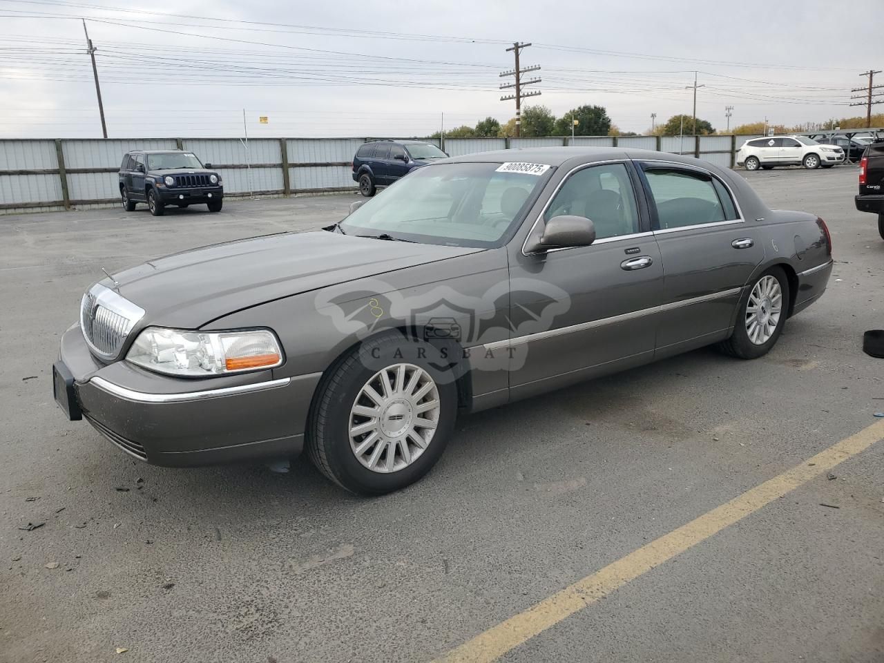 Lincoln Town Car EXECUTIVE 4.6L 8 2004