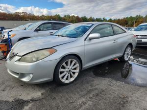 Toyota Camry SE 3.3L 6 2005