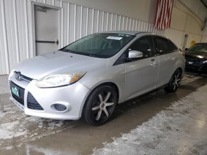 Ford Focus SE 2.0L 4 2014