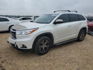 Toyota Highlander XLE 3.5L 6 2014
