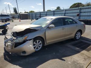 Toyota Camry BASE 2.5L 4 2011