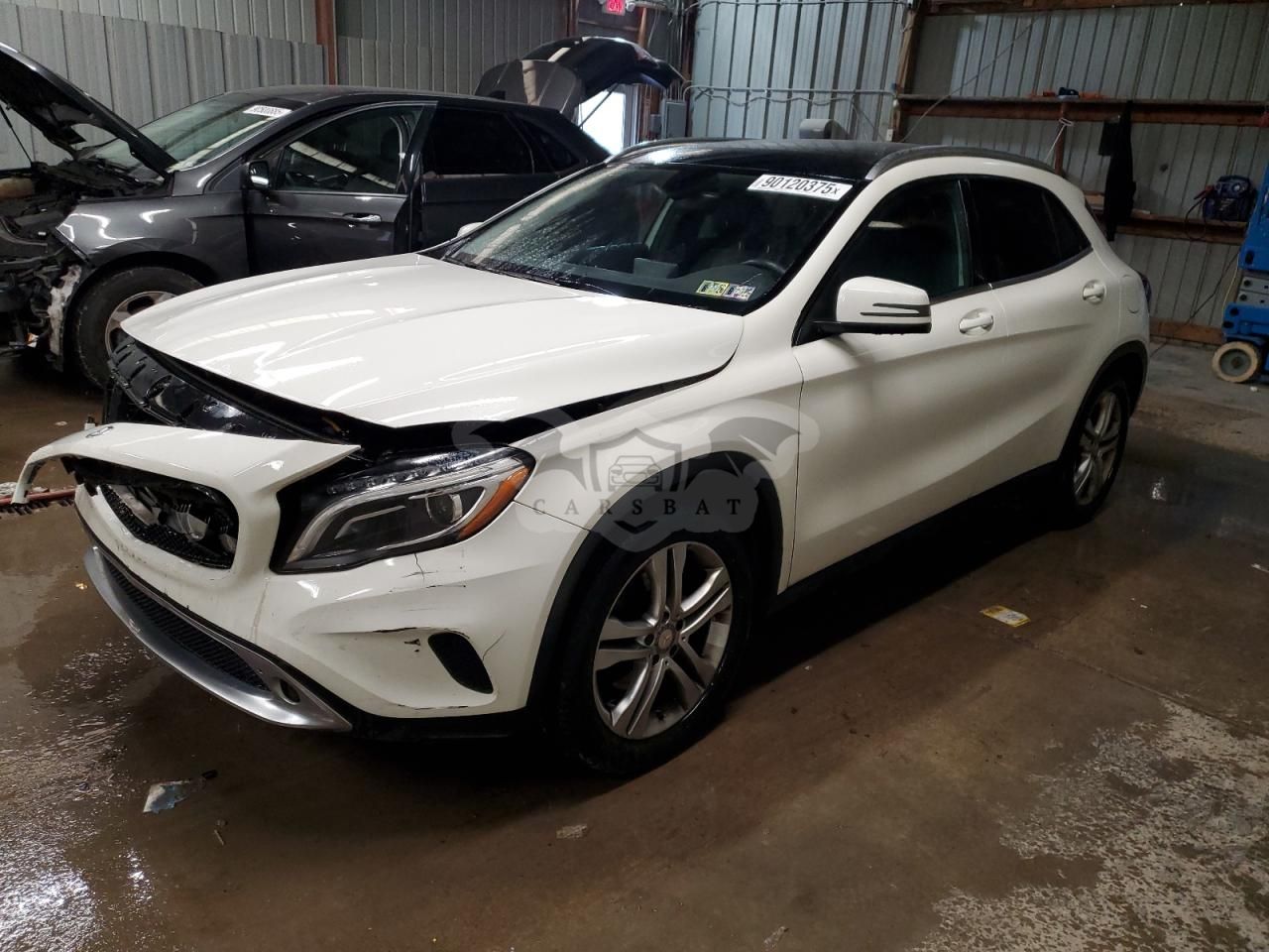 Mercedes-Benz GLA 250 4MATIC 2.0L 4 2015