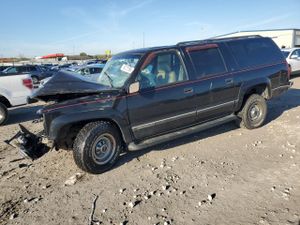 GMC Suburban K2500 7.4L 8 1999