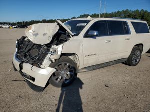 Chevrolet Suburban C1500 LTZ 5.3L 8 2015