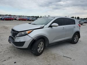 Kia Sportage LX 2.4L 4 2011
