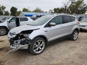 Ford Escape TITANIUM 2.0L 4 2013