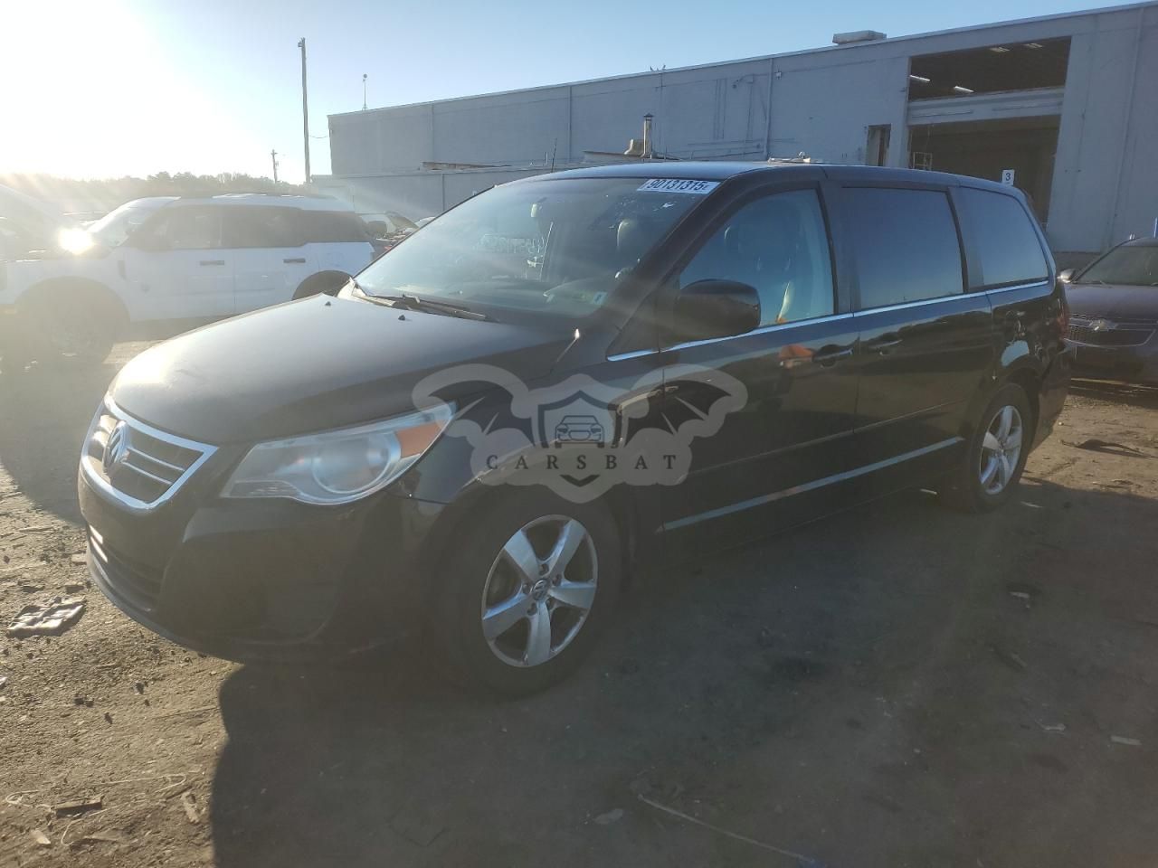 Volkswagen Routan SE 3.8L 6 2010