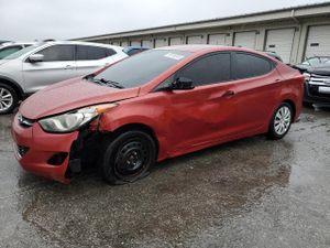Hyundai Elantra GLS 1.8L 4 2013
