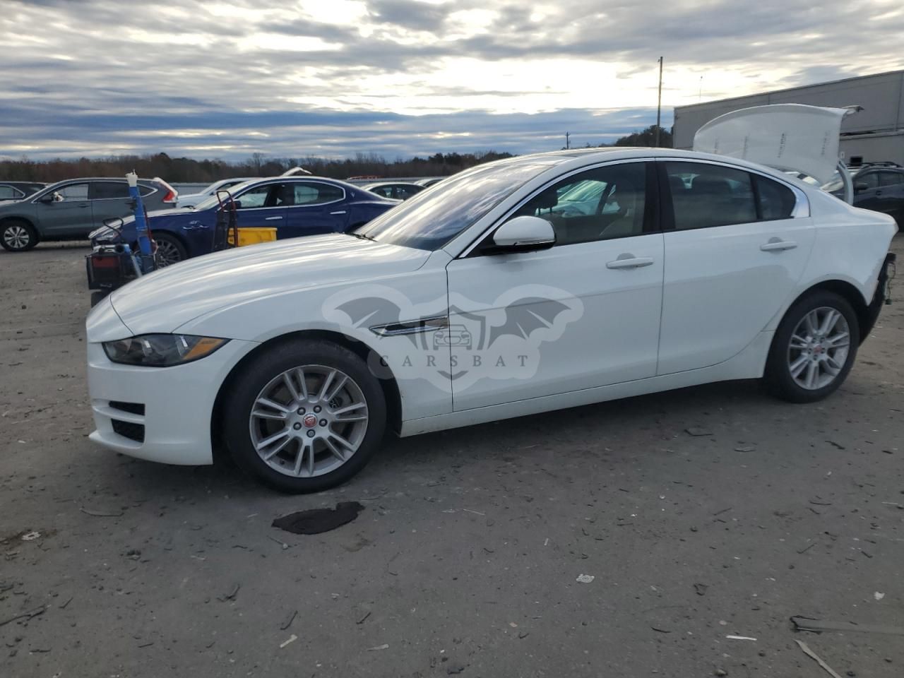 Jaguar XE PREMIUM 2.0L 4 2018
