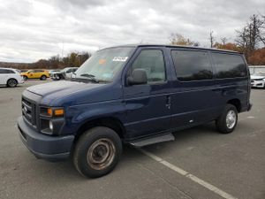 Ford Econoline E350 SUPER DUTY WAGON 5.4L 8 2012
