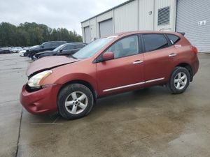 Nissan Rogue S 2.5L 4 2013
