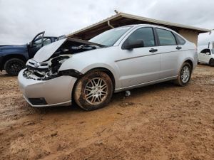 Ford Focus SE 2.0L 4 2011