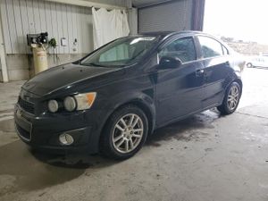 Chevrolet Aveo (Sonic) LT 1.8L 4 2012