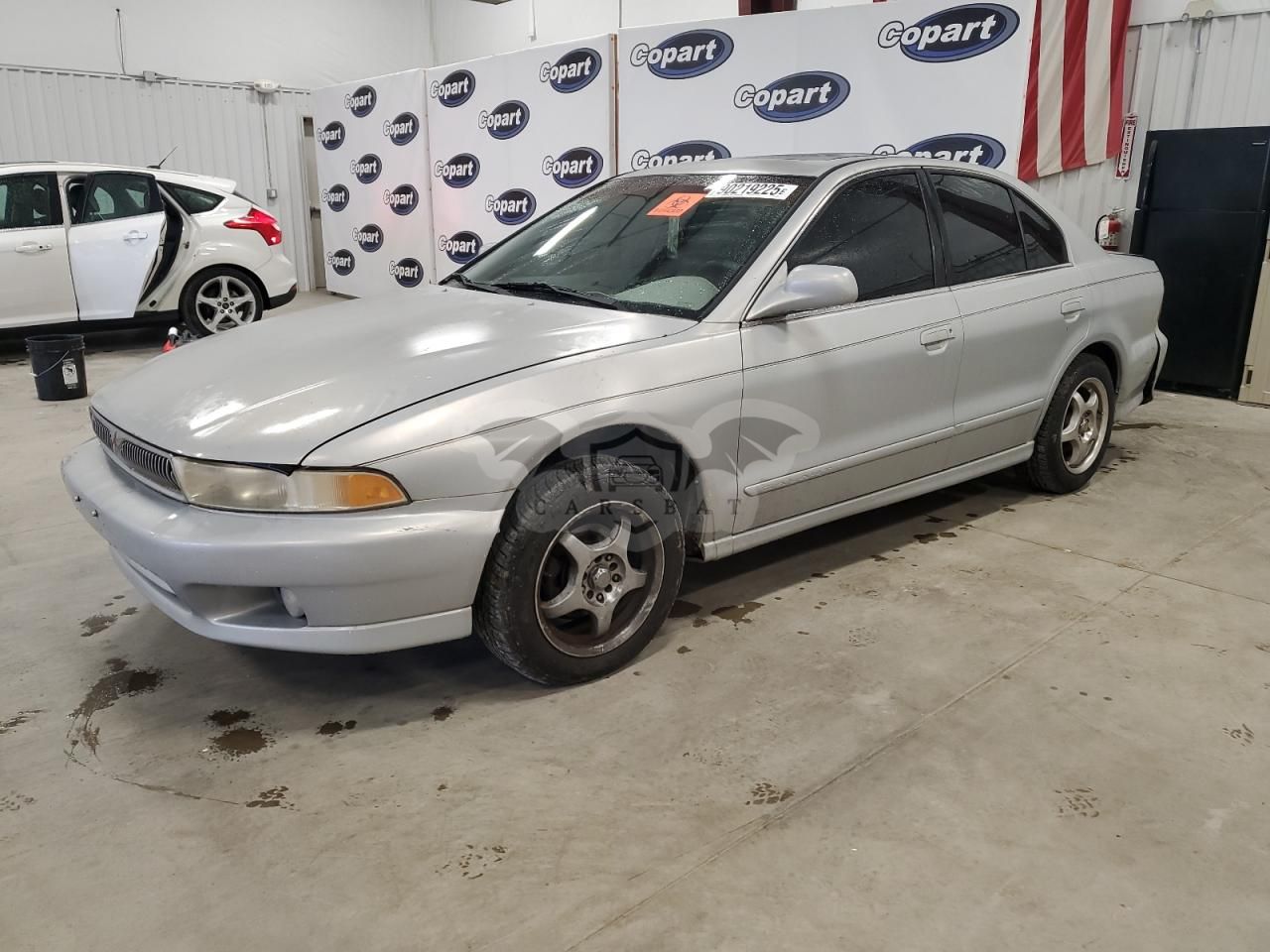 Mitsubishi Galant ES 2.4L 4 1999
