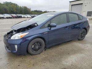 Toyota Prius 1.8L 4 2015