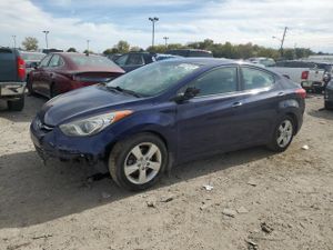 Hyundai Elantra GLS 1.8L 4 2013